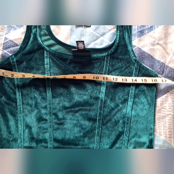 Just polly crop tank nwt - Picture 5 of 6